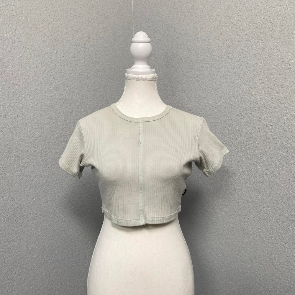 VANS SAGE GREEN RIBBED FRONT SEAM SHORT SLEEVE CROP TOP GRUNGE ALT MALLGOTH